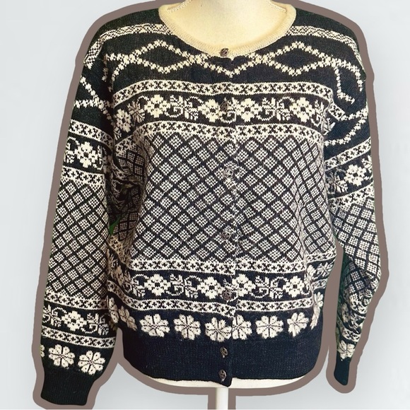 Gap Vintage 90’s Era 100% Wool Black & Cream Nordic Winter Print Cardigan Size L - Picture 1 of 14